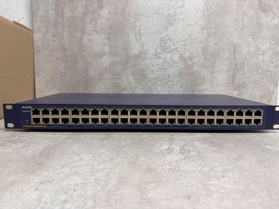 Коммутатор Tenda
