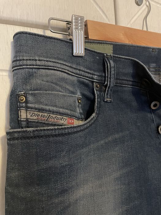 Vand Blugi Diesel, 30