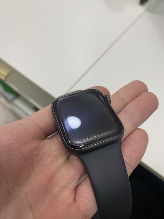 Apple Watch SE 44 mm