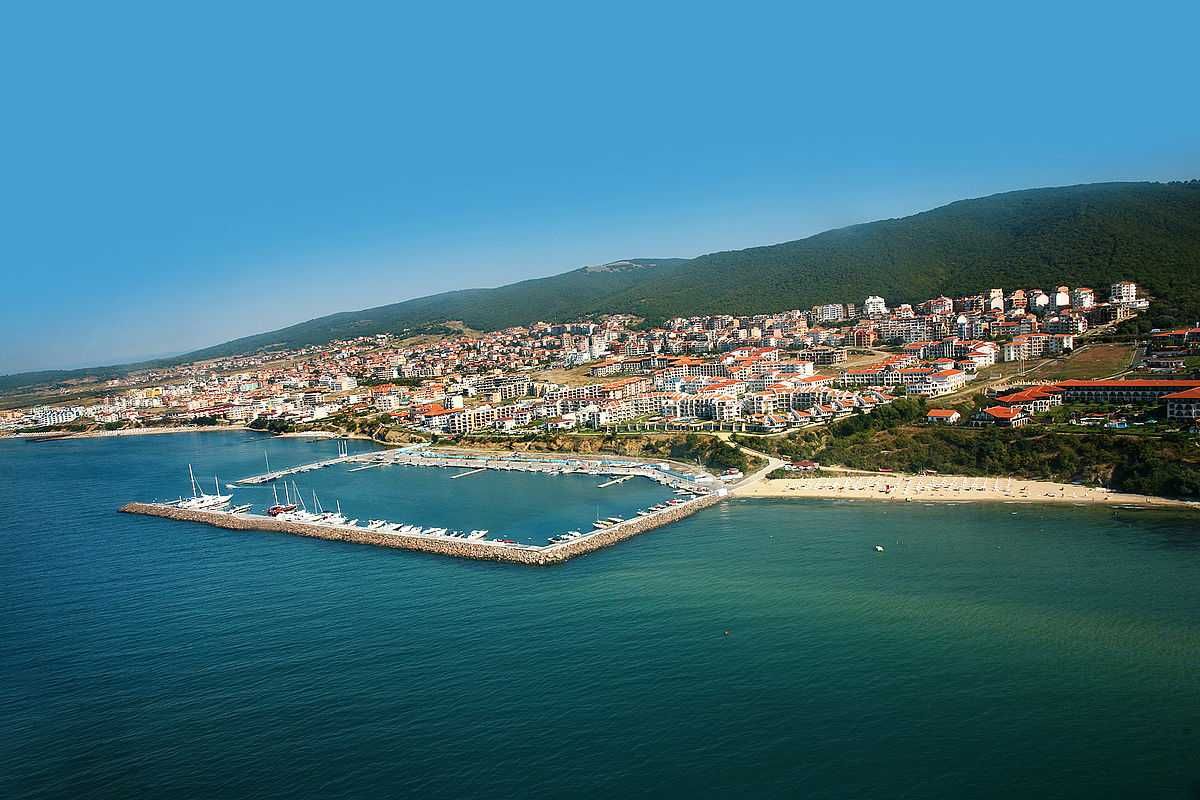 Продава се Тристаен апартамент в Свети Влас - 122 кв.м за 729 €/кв.м - Снимка #8
