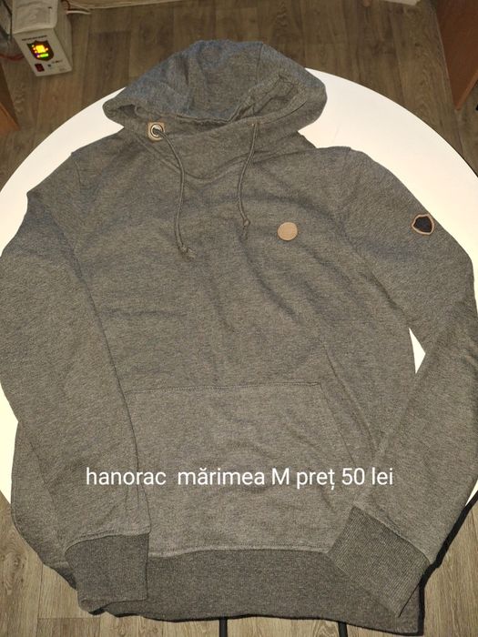 Papucei și hăinuțe