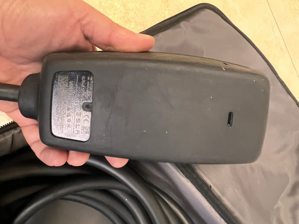 Зарядно TESLA Schuko оригинано на 1 седмица Спреходник 32А