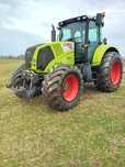 Tractor Class Axion 820