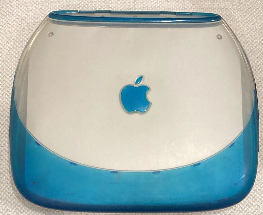 Ibook Clamshell stare buna ,perfect functional