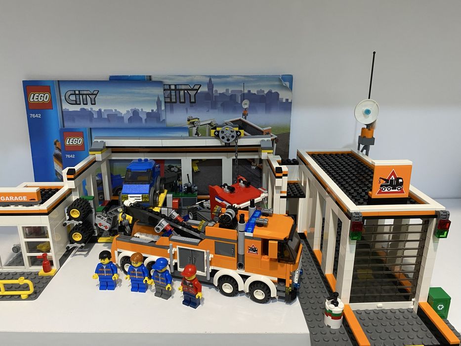 Lego City 7642 Garage