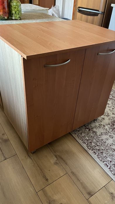 продам шкафчик новый