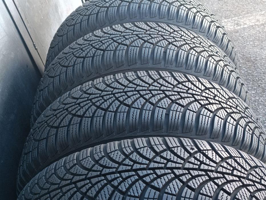 185/60/15 Goodyear