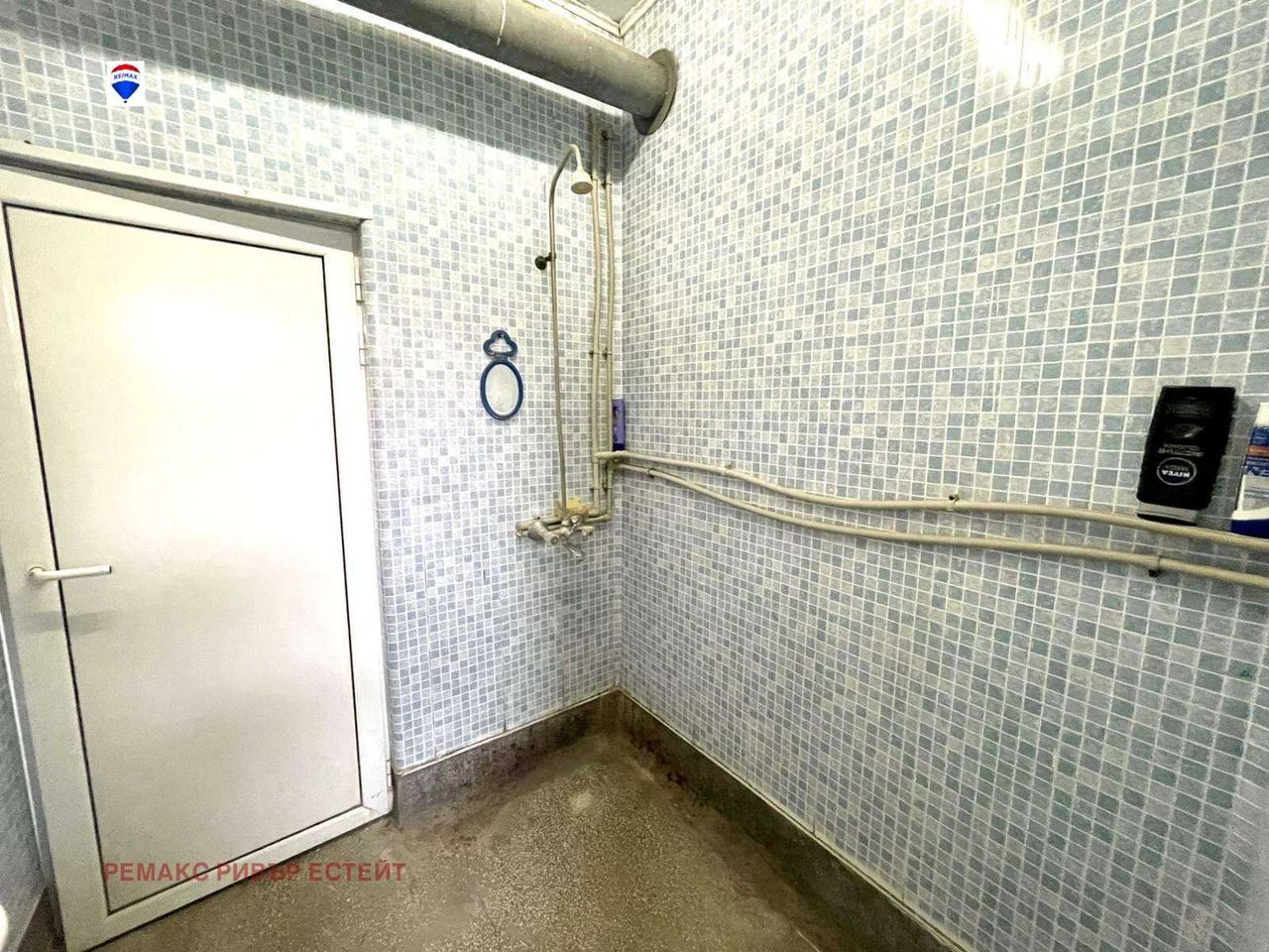 Продава се Промишлена сграда в с. Обретеник, Област Русе - 300 кв.м за 463 €/кв.м - Снимка #4