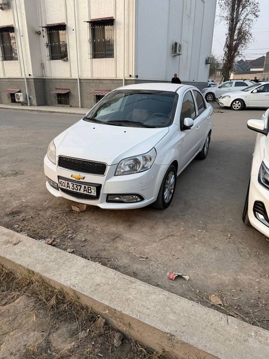 Машина   4 поколения    газ  метан  Автомат  коробка   краска  4 детал