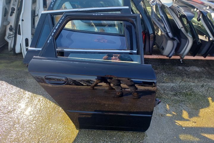 USA SPATE DREAPTA Audi A4 B7 [2004 - 2008] Avant wagon 5-usi