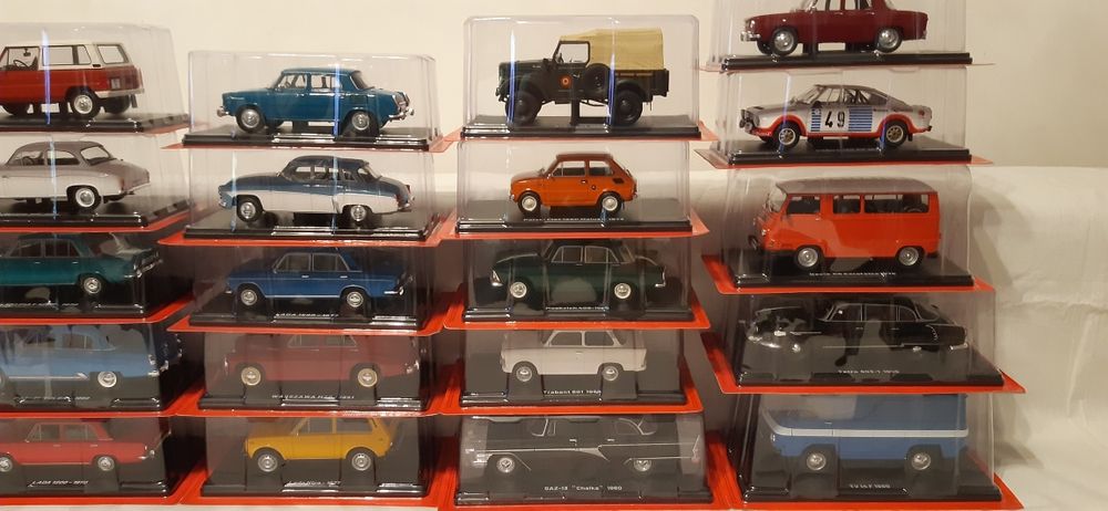 Automobile de neuitat ,machete din metal scara 1:24