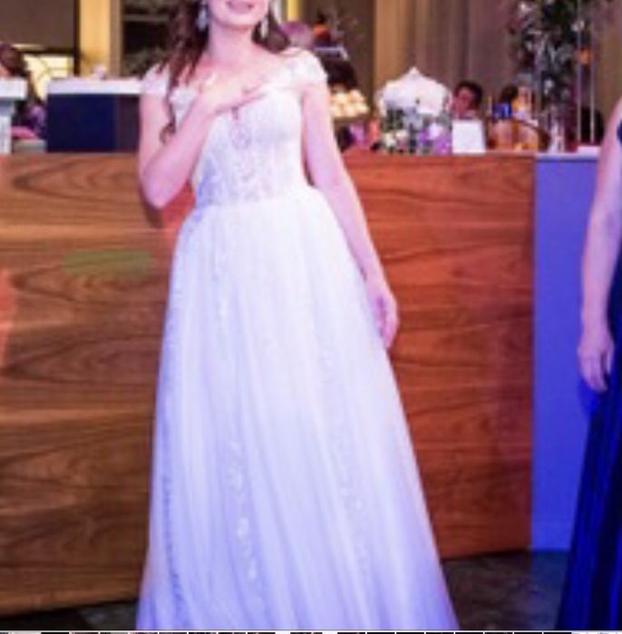 Rochie mireasa Eva Lendel model Cameron alba