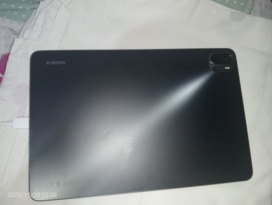 Продам срочно планшет Xiaomi mi pad 5