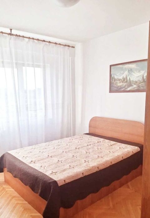 Persoană fizică  .Apartament 3 camere ,D, 71mp,Mircea cel Bătrân