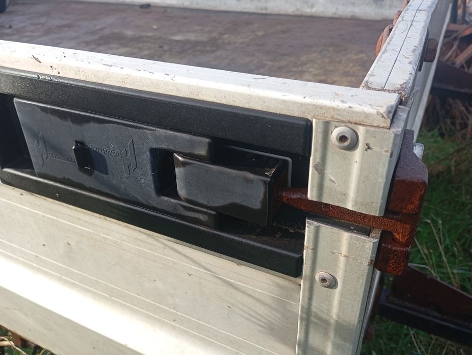 Каросерия от Мерцедес Спринтер 3,70 метра дължина