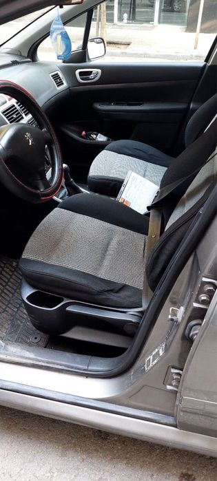 Продавам Peugeot 307 SW