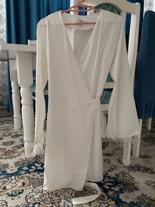 Белое платья, богатое пижама