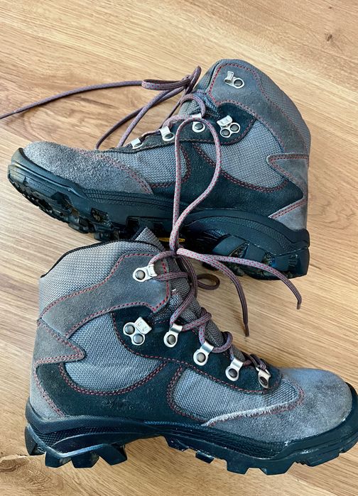 Трекинг обувки Garmont 38 GTX Vibram