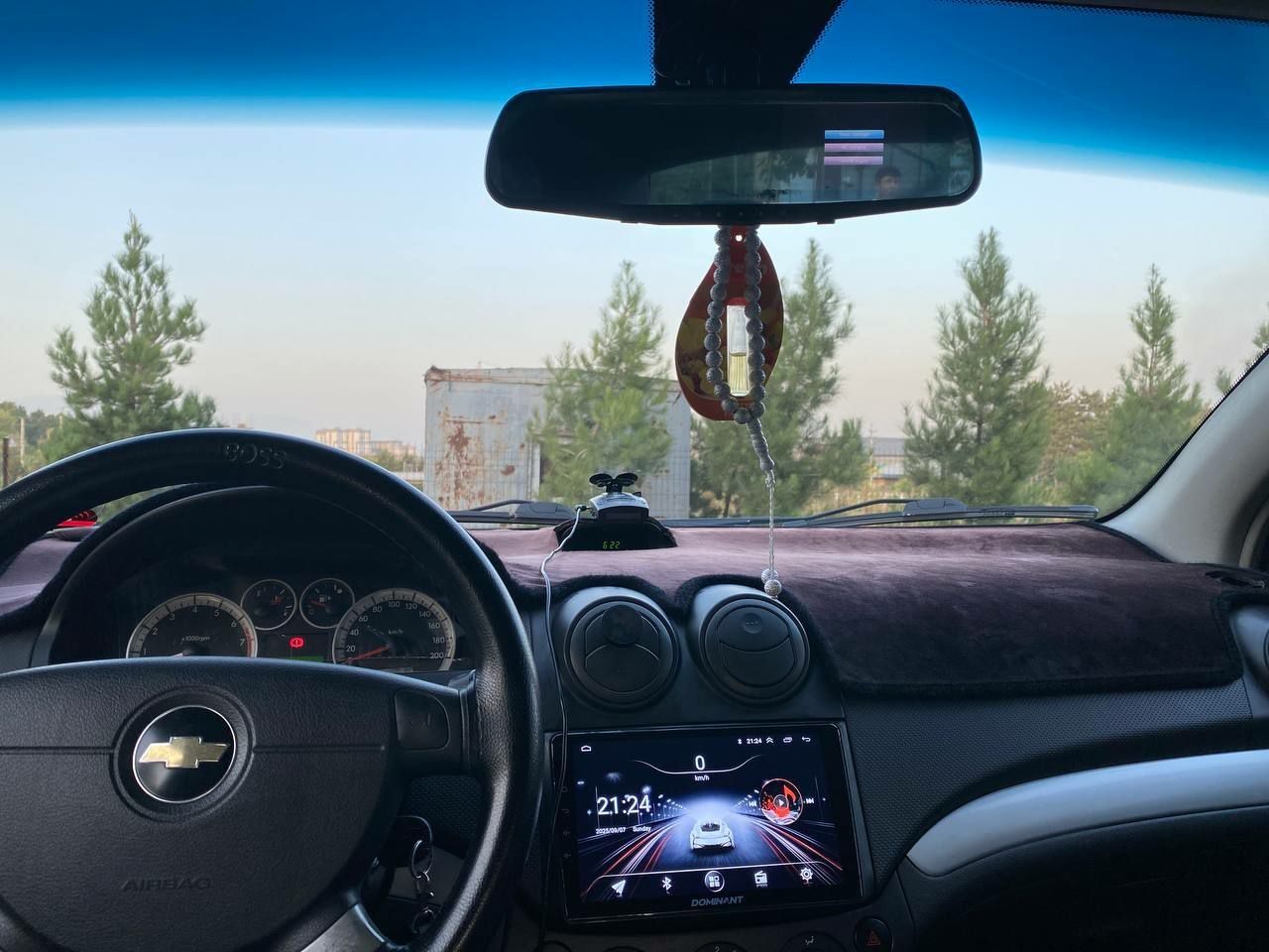 Nexia 3 2019 yil ishlab chiqrilgan sotiladi