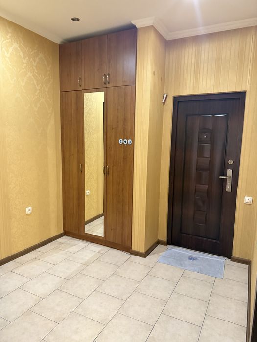 3/3/5 БИЙ Максим Горького метро 5 мин  600 уе