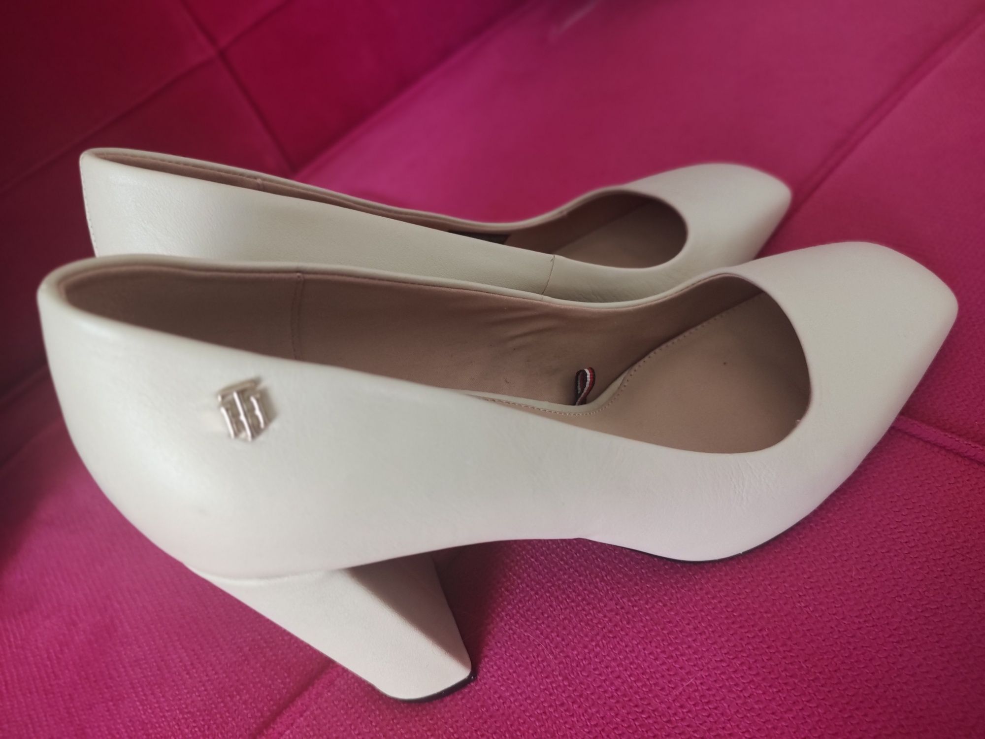 Pantofi originali Tommy Hilfiger piele naturala