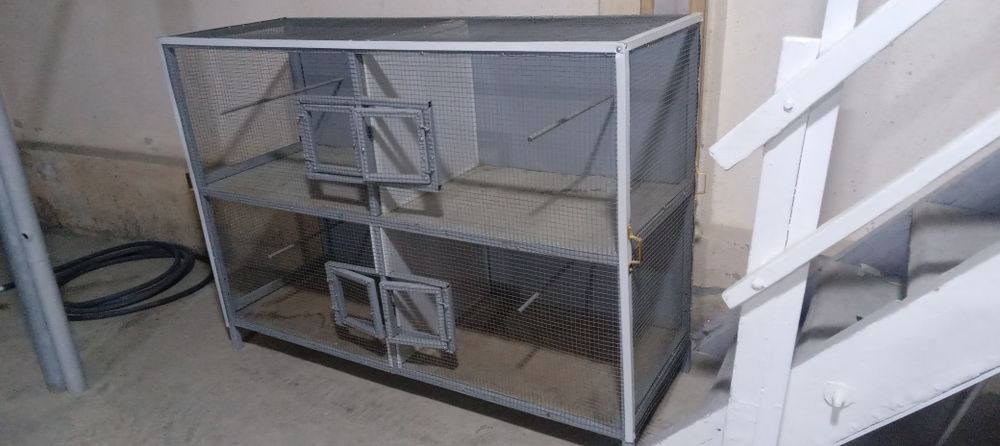 Tòti qush uchun qafas