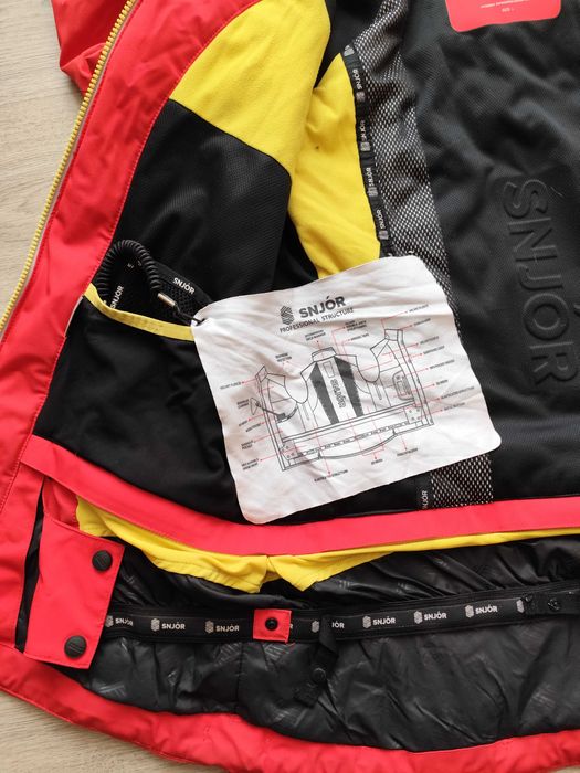 Дамско ски яке SNJOR