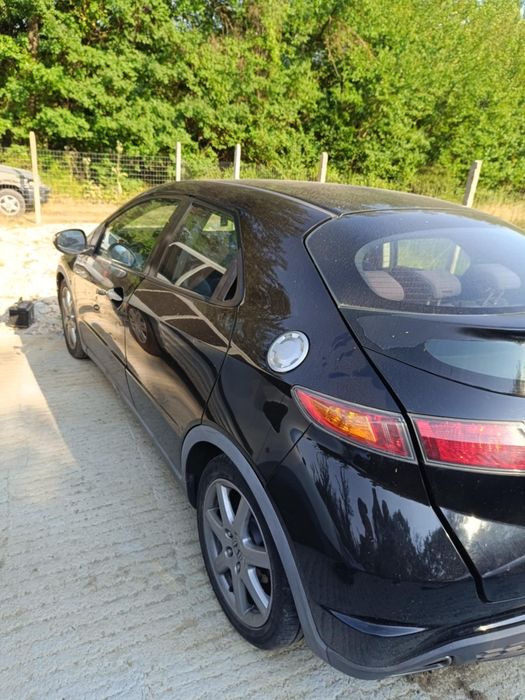 Сивик 8 2.2 дизел НА ЧАСТИ