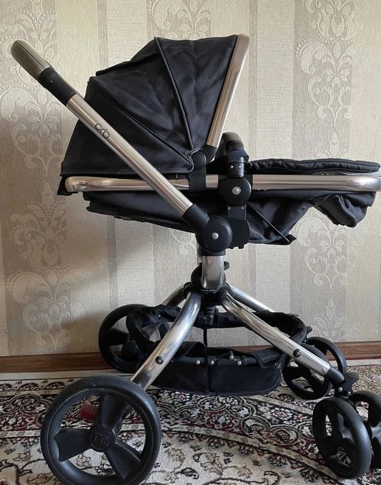 Коляска прогулочная