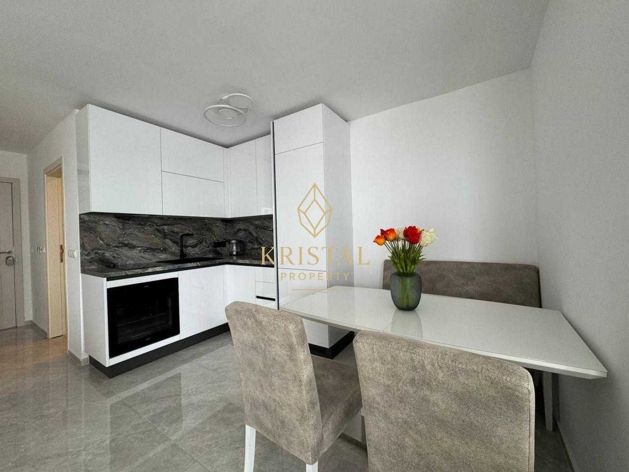 Продава се Двустаен апартамент в Свети Влас - 62 кв.м за 2418 €/кв.м - Снимка #3