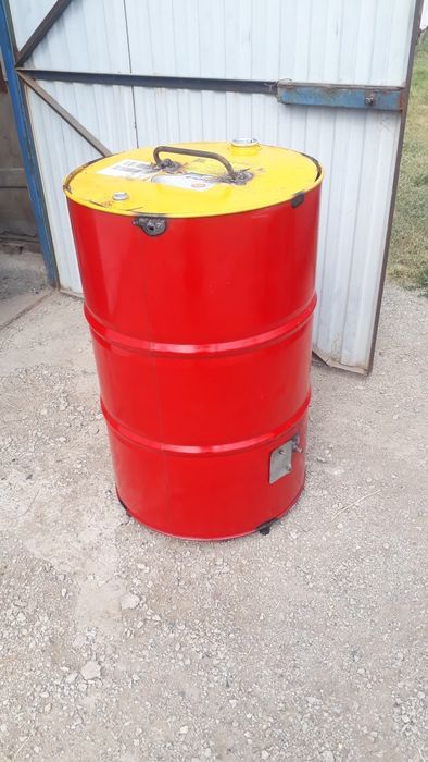 Продаю железные бочки для дома и сад , огорода.. 50л,60л,200л