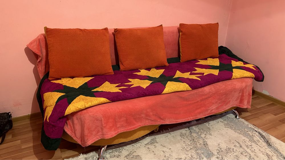 Диван продам срочно