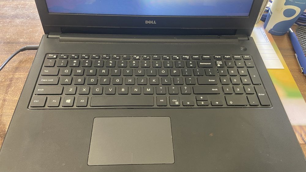 Laptop Dell Inspiron 15