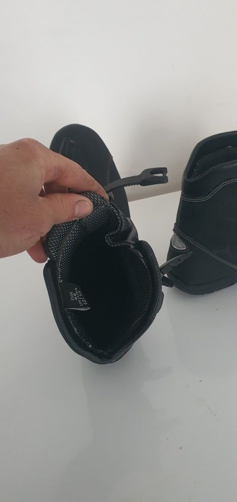 Vând ghete moto , PROFIRST