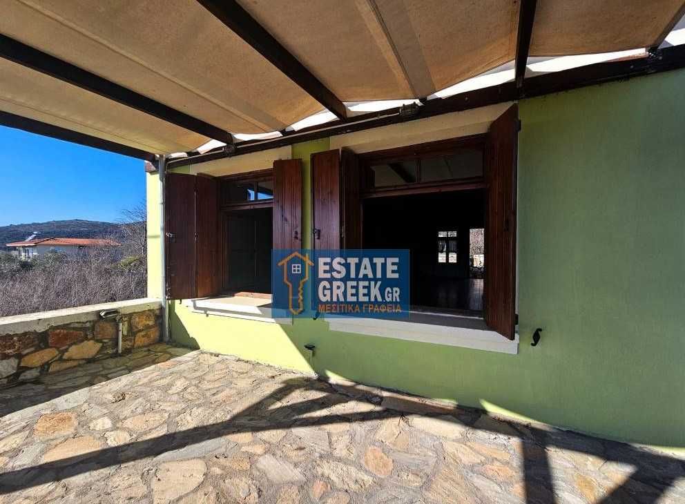 ПРОДАВА се самостоятелна къща 190 кв.м. в Zygos, Кавала (код 8140)