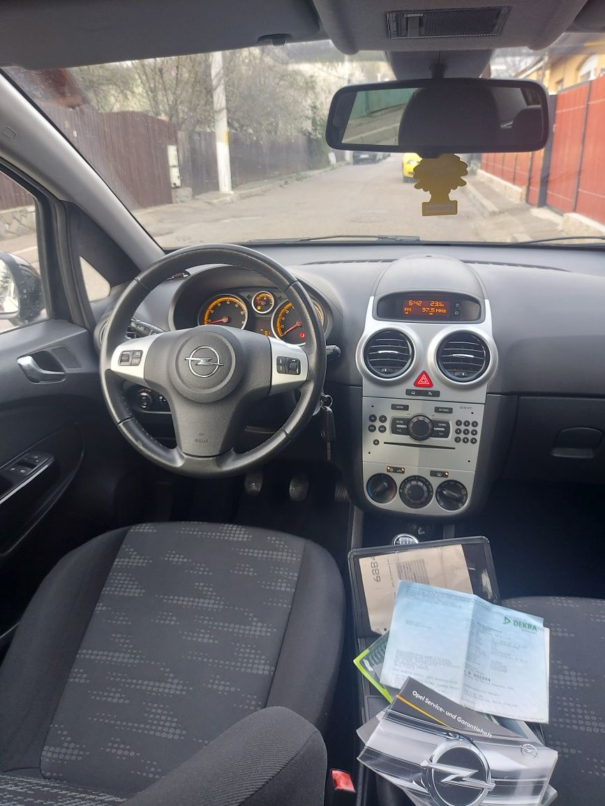 Opel corsa 2012,1.4benzină, euro5