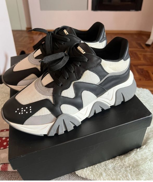 Sneakers Versace