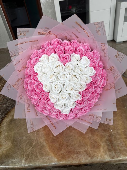 Buchete/ aranjamente trandafiri sapun