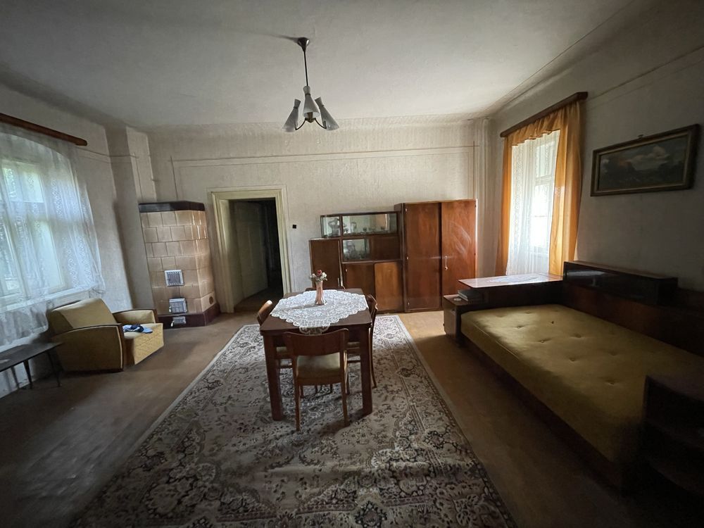 Vând casa in Miercurea Sibiului