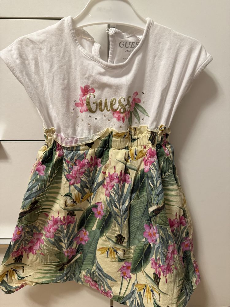Дрехи GUESS за момиче 4 г.