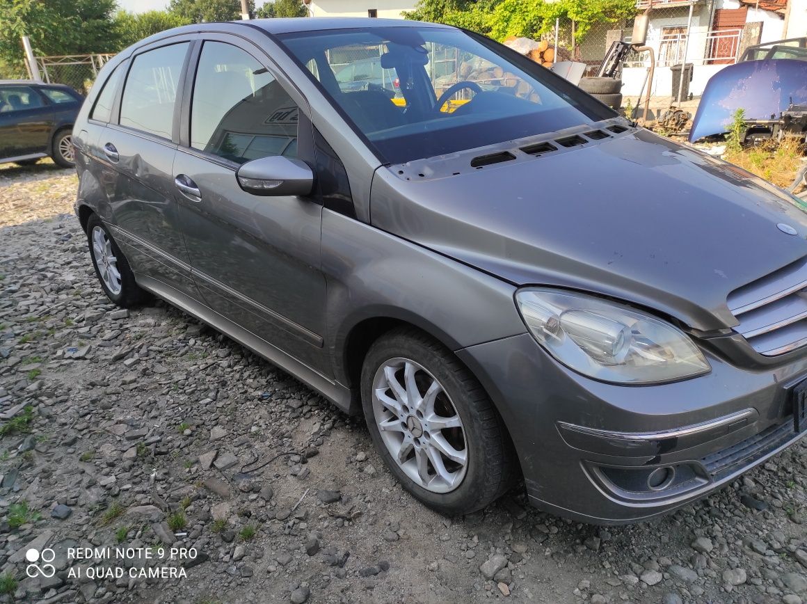 Mercedes B 200 CDI На Части