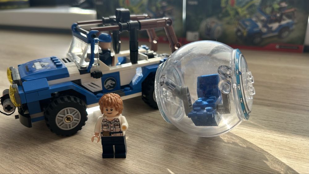 Lego jurassic park 75916