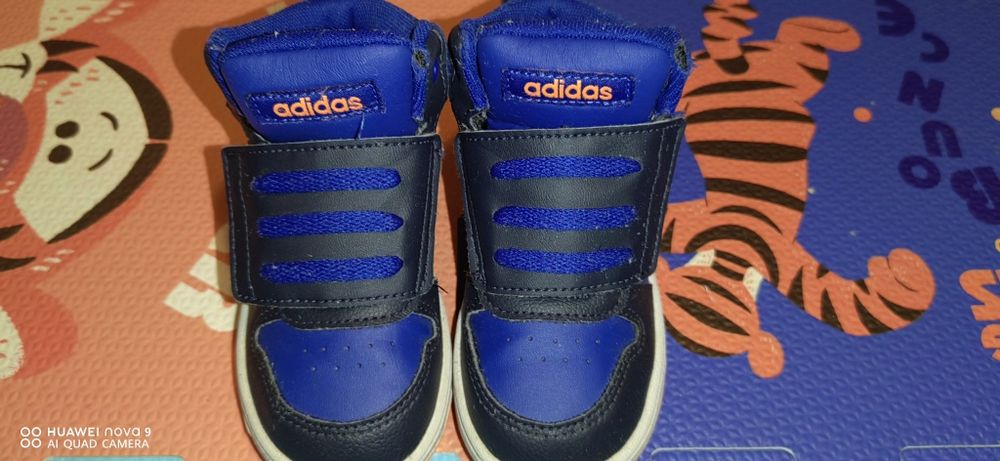 Adidas mărime 24