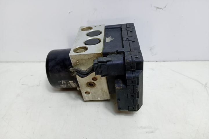 Pompa ABS 6X0907379B Volkswagen VW Polo a 3-a generatie 6N (facelift)