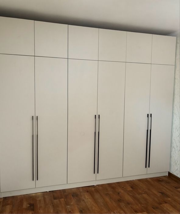 Шкаф 6 дверный лдсп 2.5 м в высоту