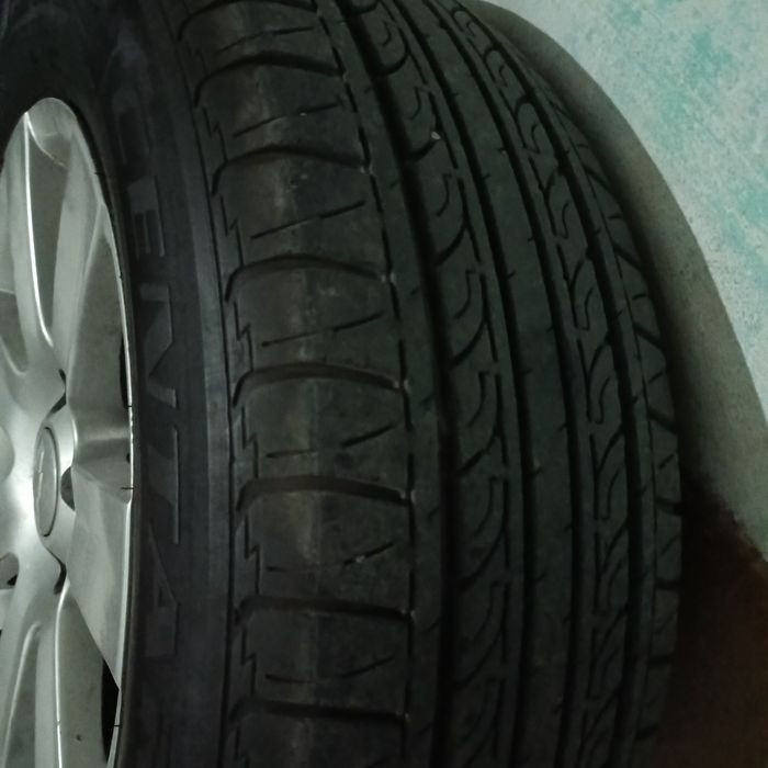 Сака диска сотилади. Балони ҳам ҳолати ўрта.