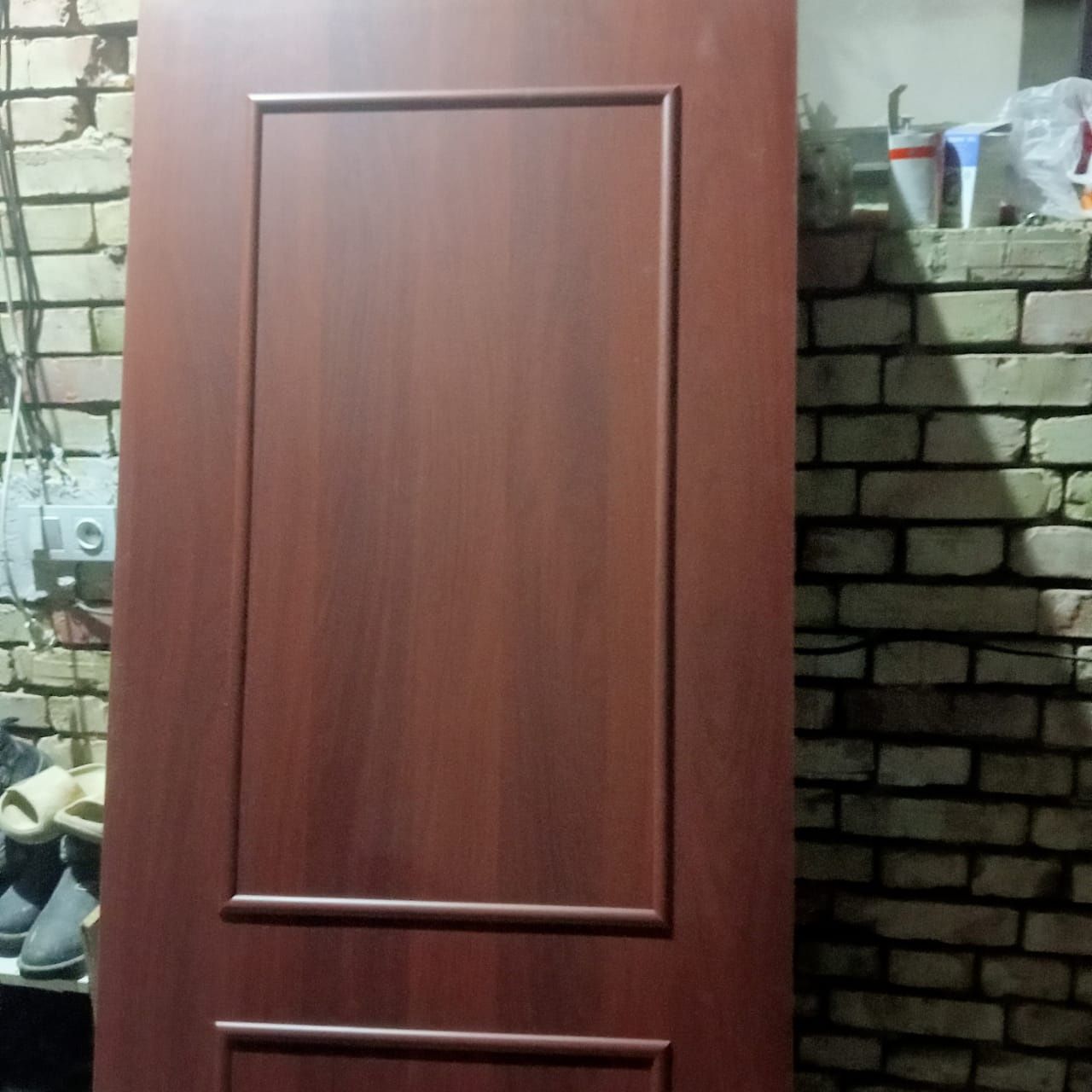 Есік қолданылмаған жаңа есіктер бар 3 шт