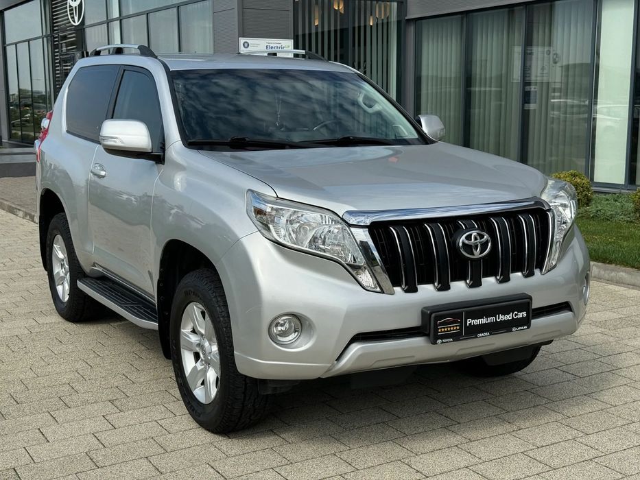 Toyota Land Cruiser Toyota Land Cruiser | 2.8 L | Bi-Xenon | Climatronic | Navi | Automat