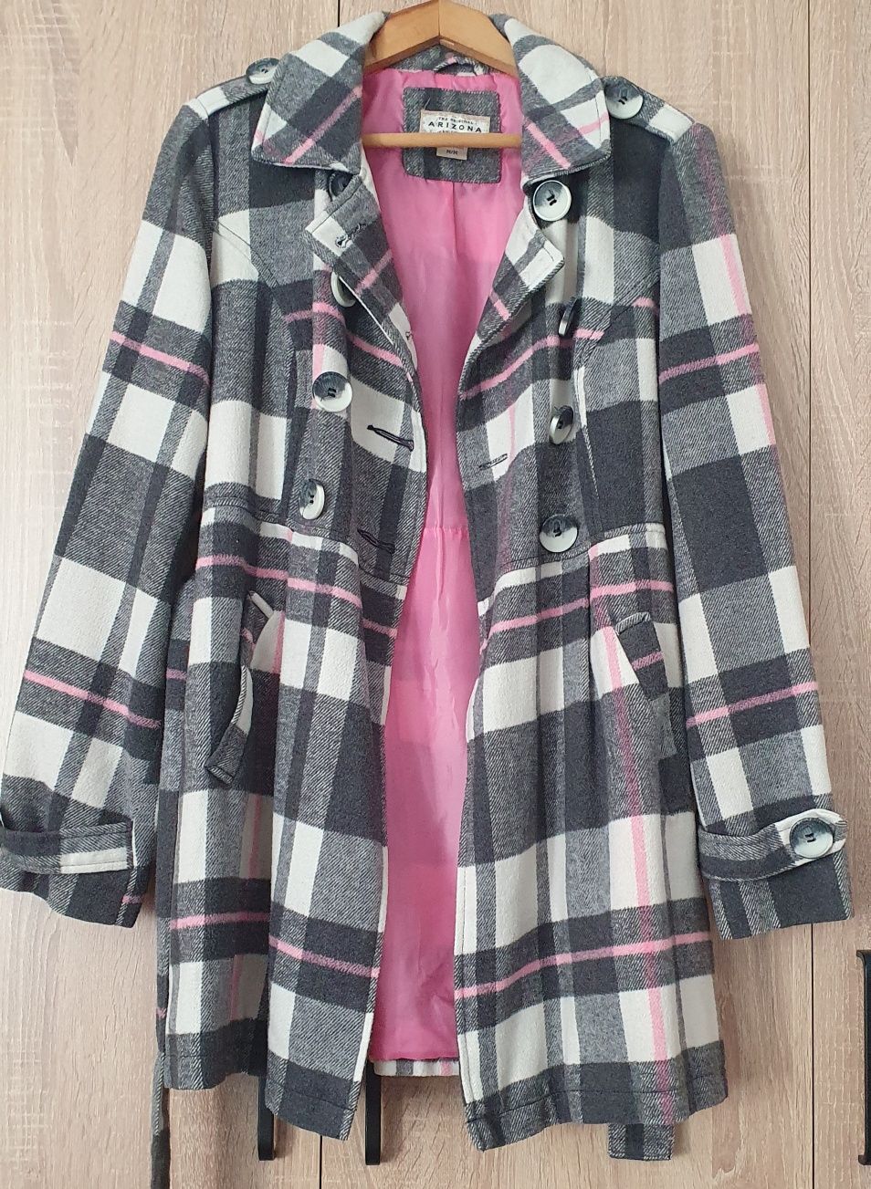 Палто в сиво, розово и бяло - М размер
