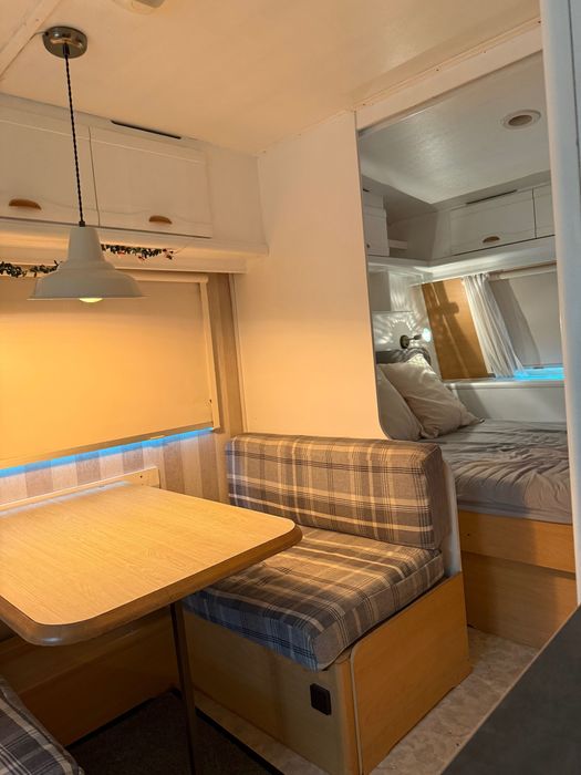 Каравана Адриа със спалня